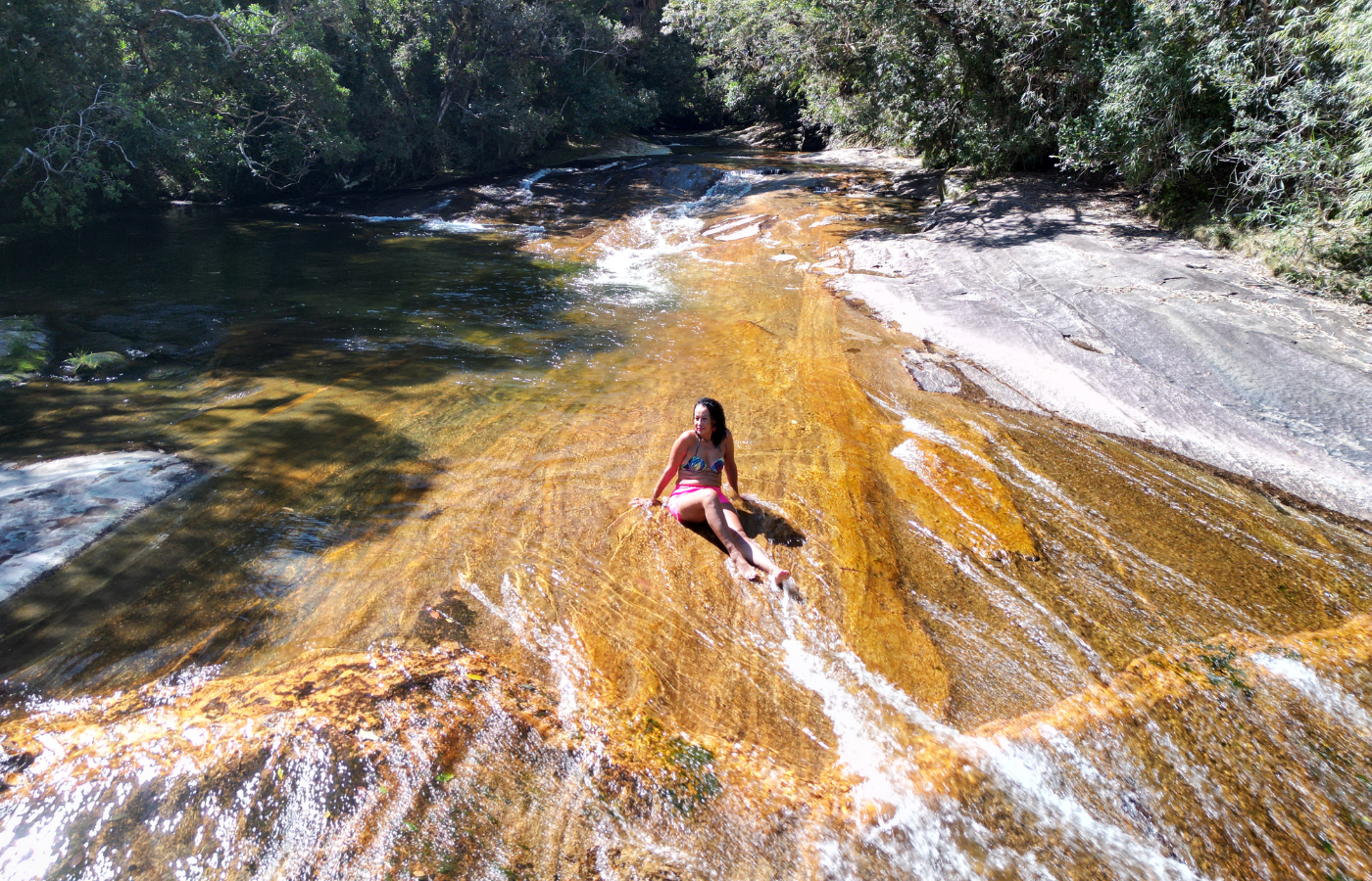 CACHOEIRA DO POÇO BONITO 1400X900 (1)