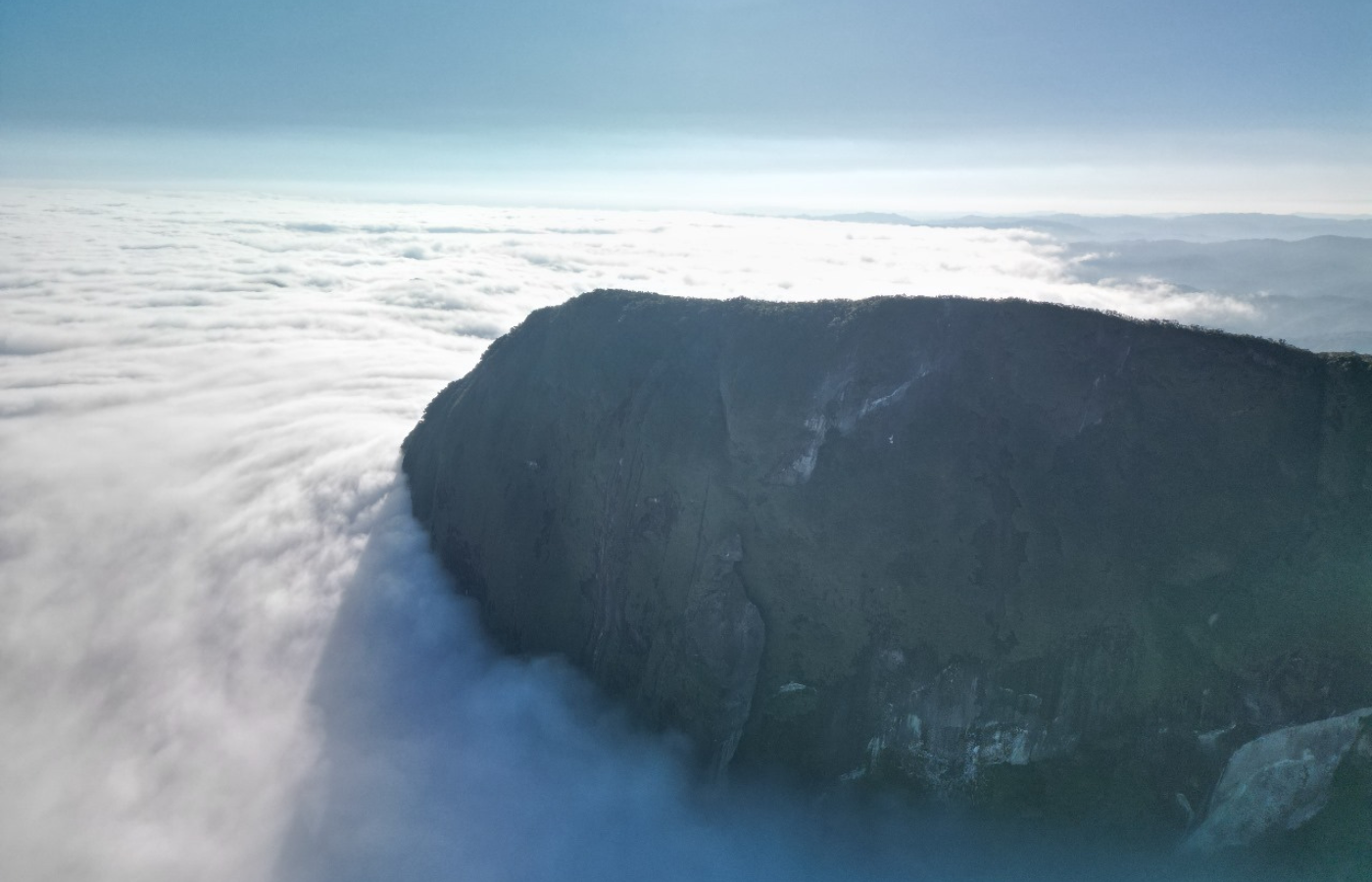 PEDRA DE BORACÉIA 1400X900 (10)